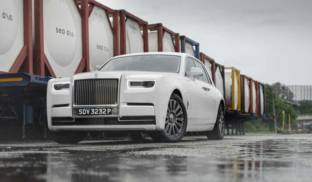 Prepare to Get Noticed in the Latest Rolls-Royce Phantom!